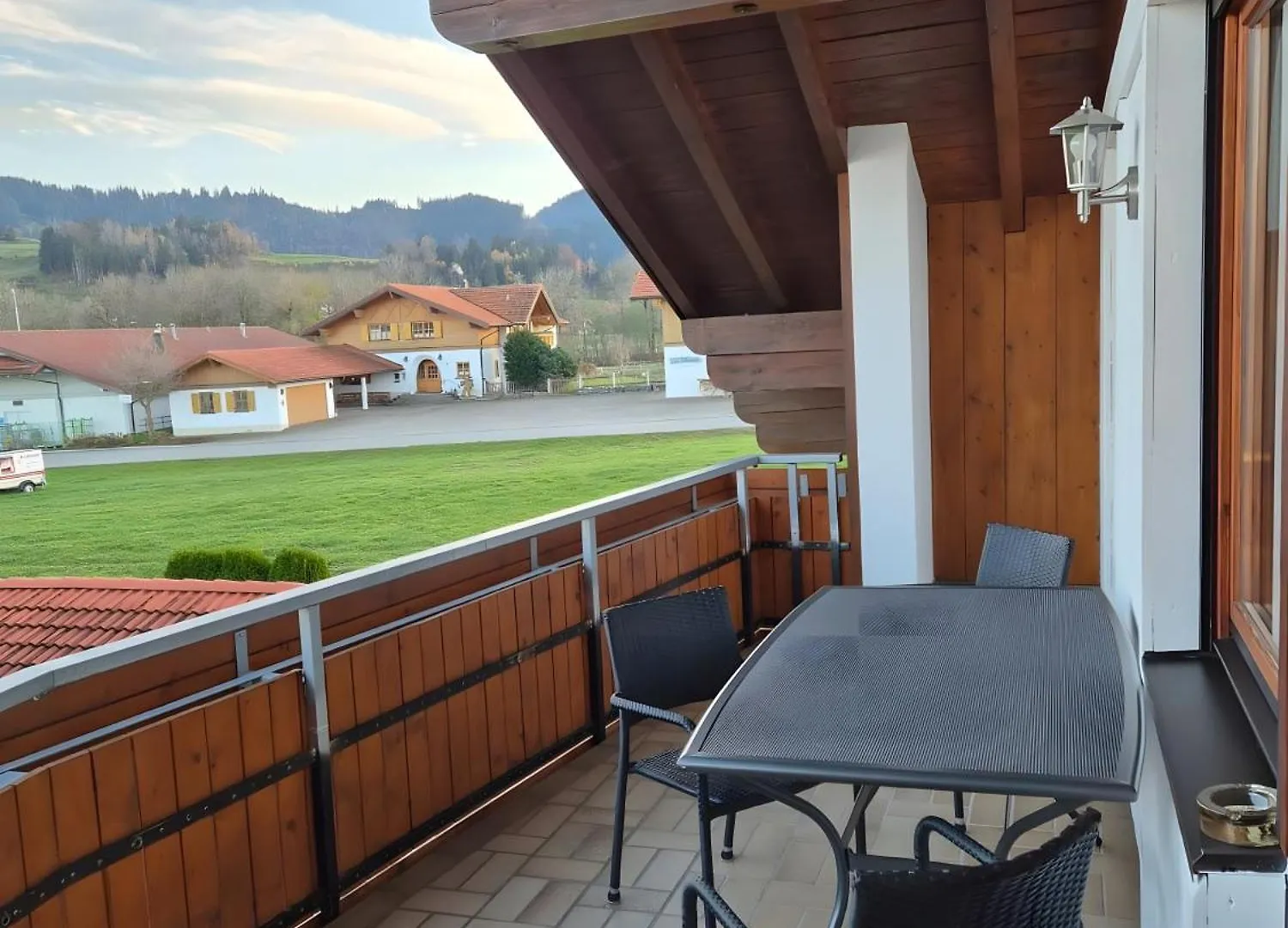 Apartment Gaestehaus Erd - Fewo Reuterwanne Wertach